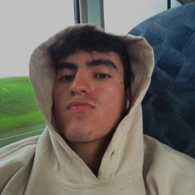 Yacsen's profile picture