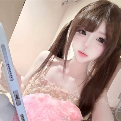 我想吃一个草莓布丁's profile picture