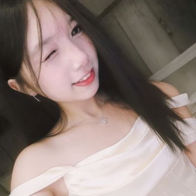 mayylinn09's profile picture