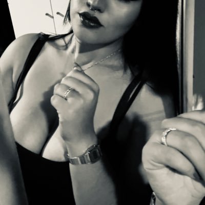 enkarselao's profile picture