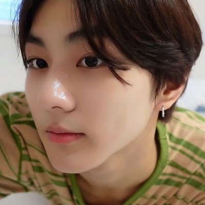 ؘllie 🥑 n vai ver o enha T-T's profile picture