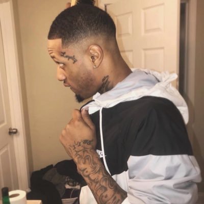 addicted to money 💰's profile picture