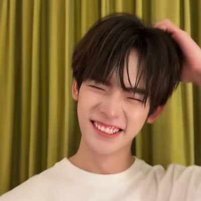 ✨★AWESOME★✨'s profile picture