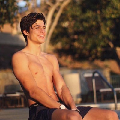 _Str8MenHunter's profile picture