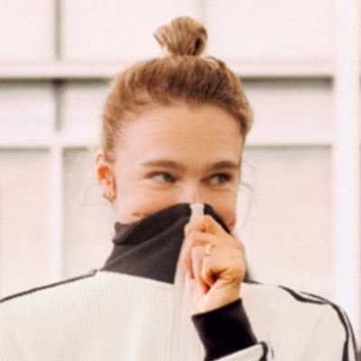 The Vivianne Miedema Department's profile picture