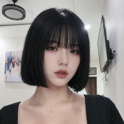 🥀's profile picture