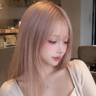 roze_day's profile picture