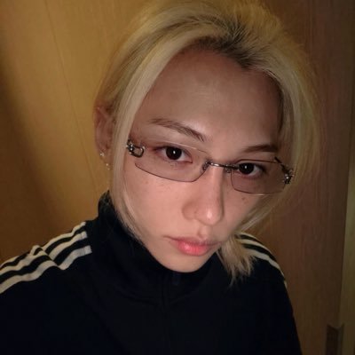 𐙚 passy's profile picture