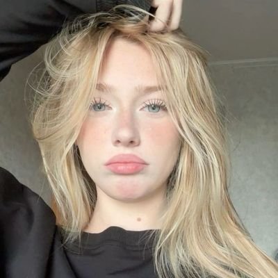 YelpHiveoxh0's profile picture