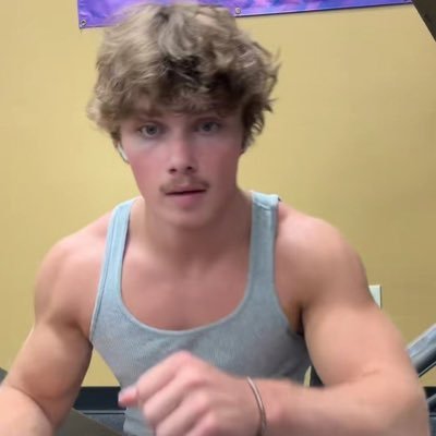 1brotox's profile picture
