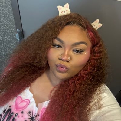 destiinyceline's profile picture