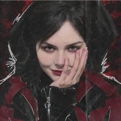 acervo lore's profile picture