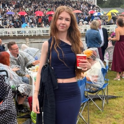 demi_avfc's profile picture