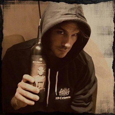 ℯ𝓁𝒶's profile picture