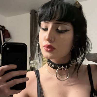 dollielol's profile picture