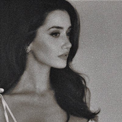 ᴊ ᴇ ᴊ ᴇ .'s profile picture