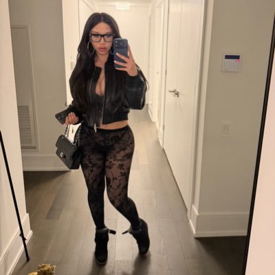 sexy princess's profile picture