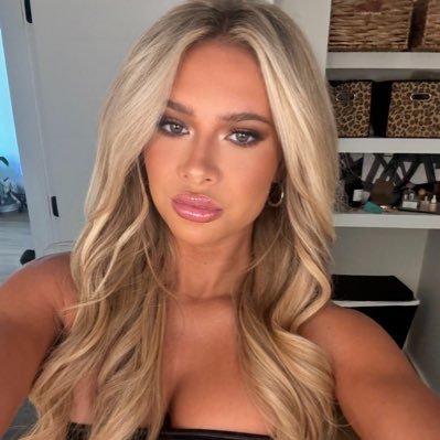 Goddess Ainsley 👸🏼's profile picture