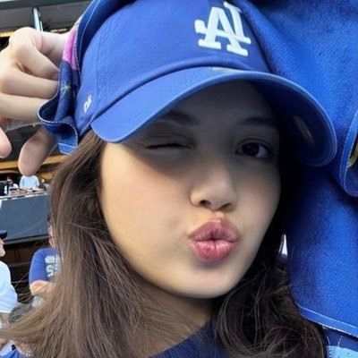 llaaaaalisa's profile picture