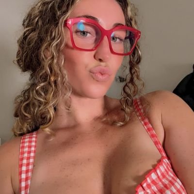 T Karlye's profile picture