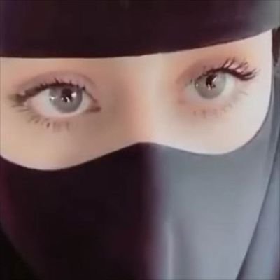 razanalyamanya's profile picture