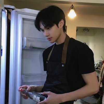 奕泽 (Yìzé)'s profile picture