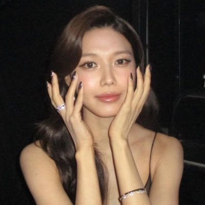𝚏𝚘𝚛𝚎𝚟𝚎𝚛𝚂𝚈𝙲♡'s profile picture