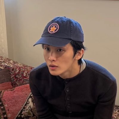 李J's profile picture