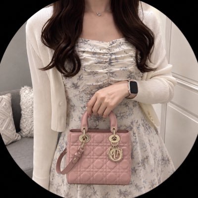 W15Mej2esY4811's profile picture