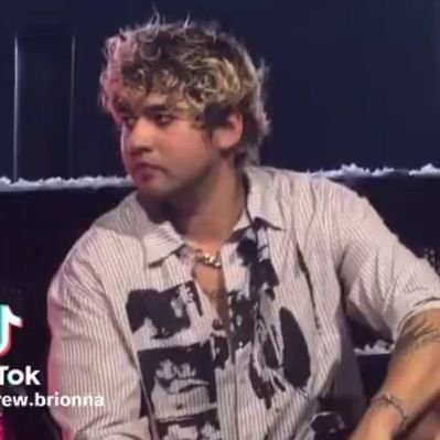 mel𓅨's profile picture