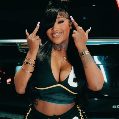 FLOW QUEEN 🍒's profile picture