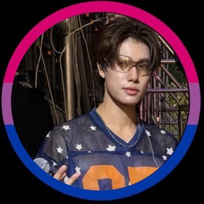 rstji🌻🍓🚬🏳️🌈's profile picture
