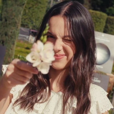 ece's profile picture