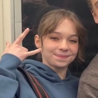 ana | au wenclair no 📌's profile picture