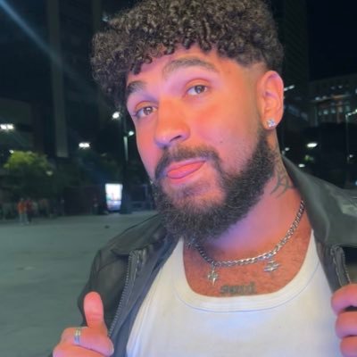 aly's profile picture