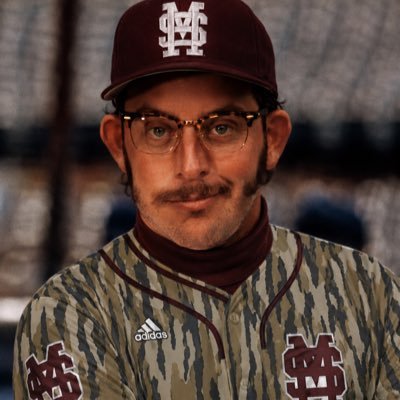MaroonBuffoons's profile picture