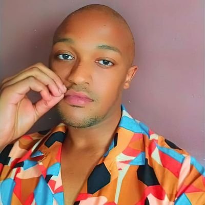 _Lomzi's profile picture