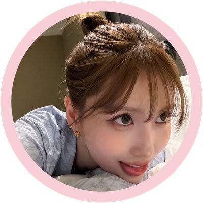 y_momorin_love's profile picture