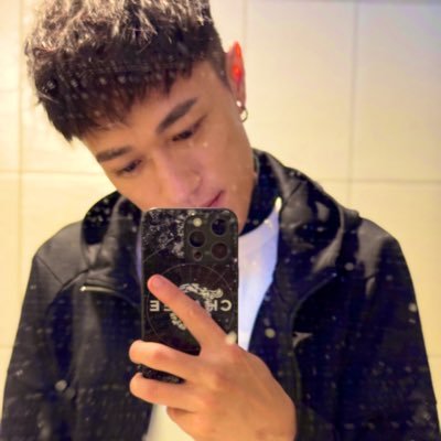 yahung17's profile picture