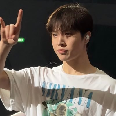 raf ★ ˎˊ˗'s profile picture