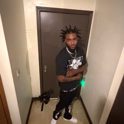 Sinisterblakk's profile picture