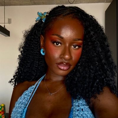 YOSHEROSE's profile picture