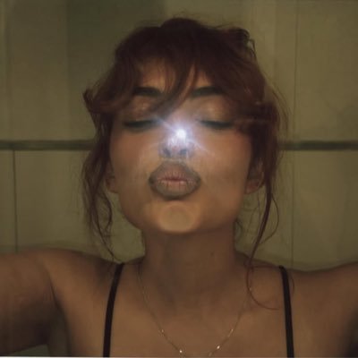 lucia's profile picture