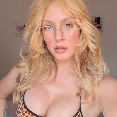 liztezzz's profile picture