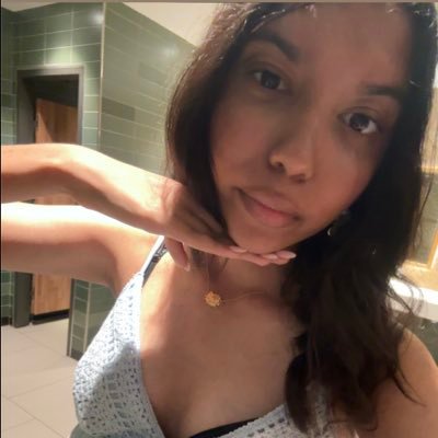 ✚'s profile picture
