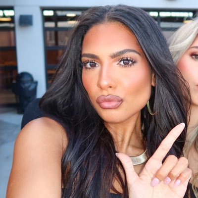 xoBrattyBlair's profile picture