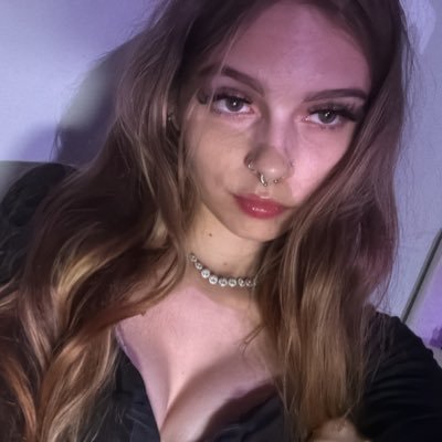 𝒄𝒐𝒖𝒓𝒕𝒏𝒆𝒚 ୨୧⋆。˚ ⋆'s profile picture