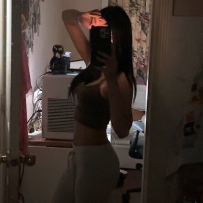erina ݁ ˖Ი𐑼⋆'s profile picture