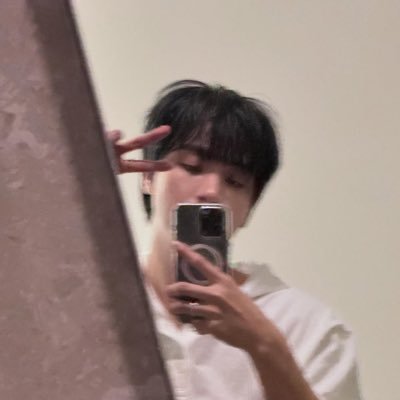 chermie 🍒's profile picture