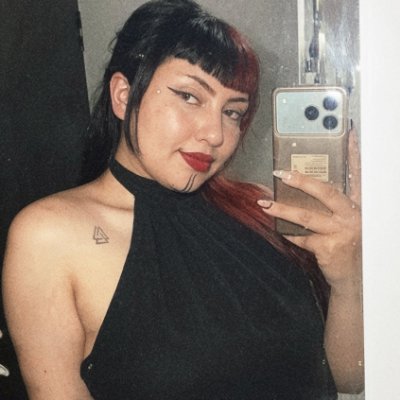 lara_pedra0700's profile picture